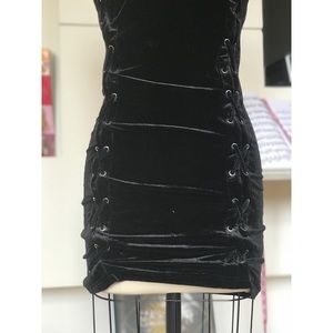 Black Velvet Dress 🕷with corset strings detail